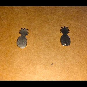 Mini pineapple studs. Perfect for spring & summer